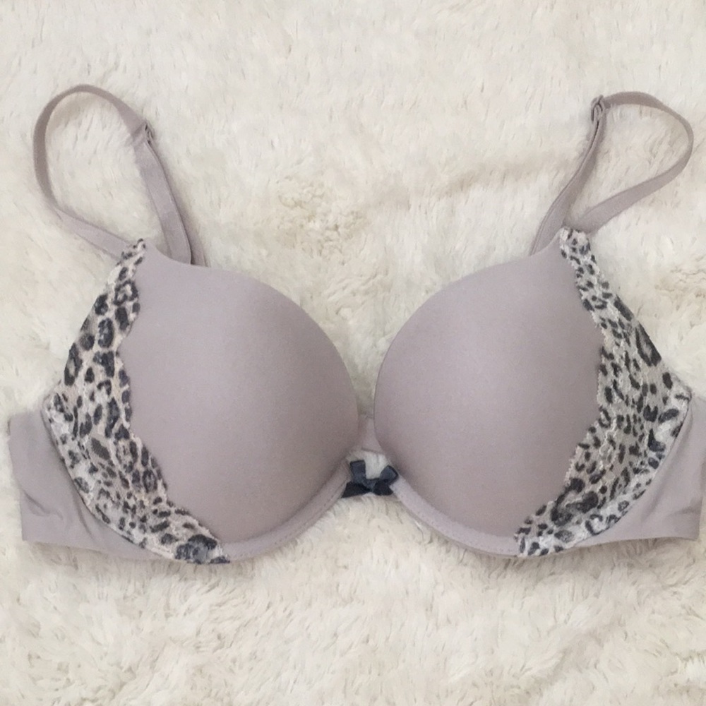 VS - 34B - Push Up Bra